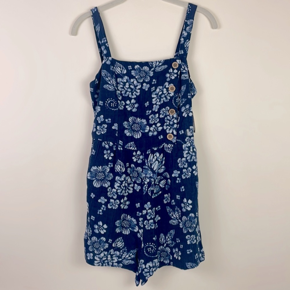 NWT Aeropostale shorts romper size M